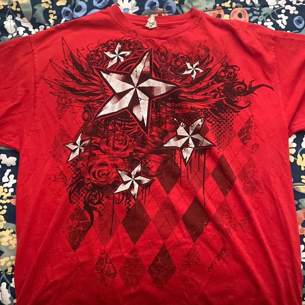 vintage red tshirt with cool design size xl